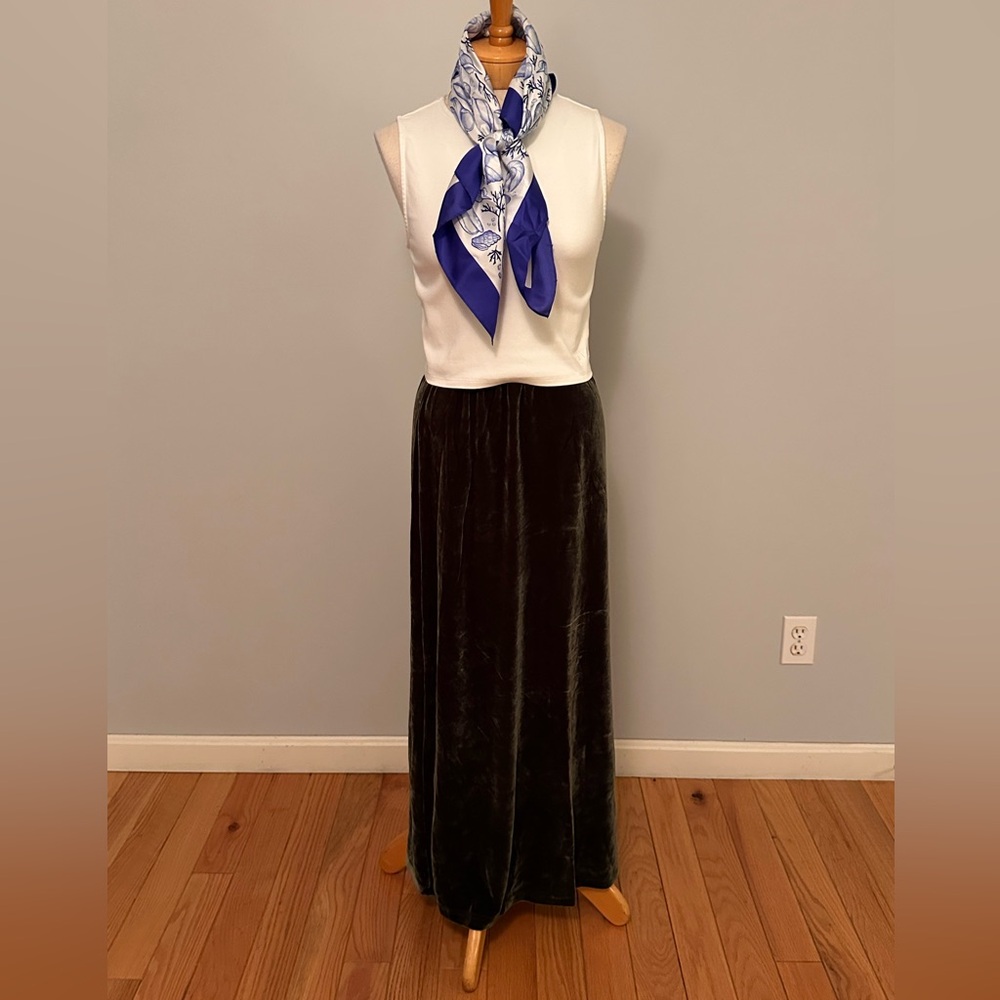 SNO SKINS VELVET MAXI SKIRT SMALL NWT